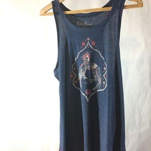 Lucky tank with birds